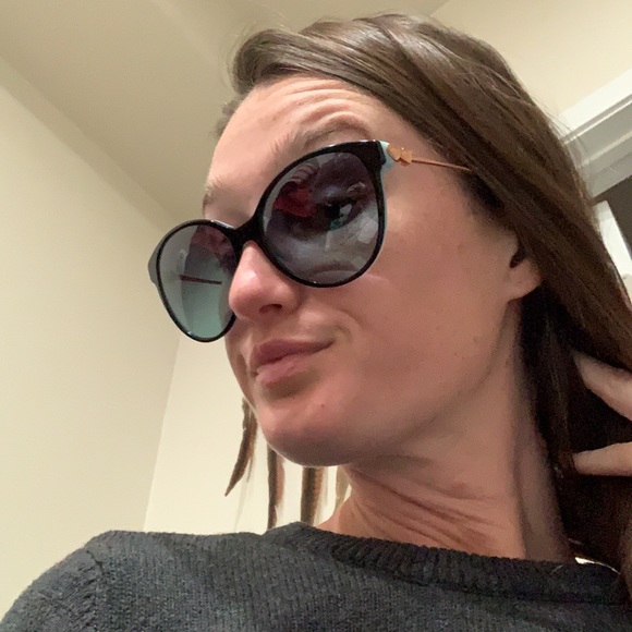 Double Heart Tiffany & Co. Sunglasses 💕 - Picture 8 of 12